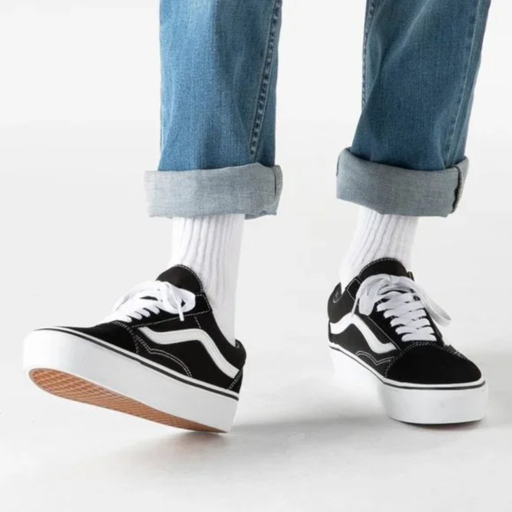 Vans Old Skool Platform Skate Shoe - Black, size 9